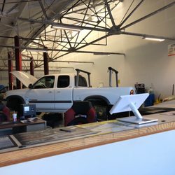 NEXTGEN AUTO CENTER - Front counter and shop