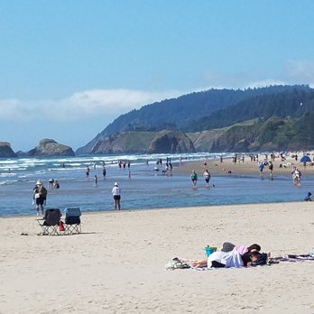 Haystack Rock - Landmarks & Historical Buildings Near Me - Cannon Beach, Oregon