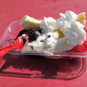 Dairy Queen Store - A banana spilt the way it has been made for decades. - Ice Cream & Frozen Yogurt Near Me - Ludington, Michigan Dairy Queen Store - A banana spilt the way it has been made for decades. - Ice Cream & Frozen Yogurt Near Me - Ludington, Michigan