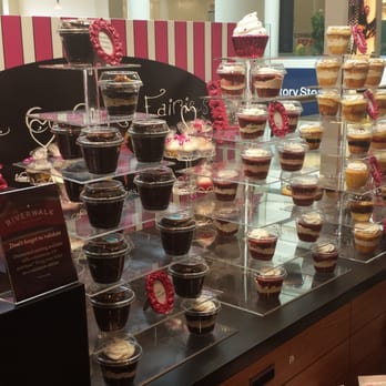 Cupcake Fairies - Check out that sweet kiosk action. - Caterers Near Me - New Orleans, Louisiana