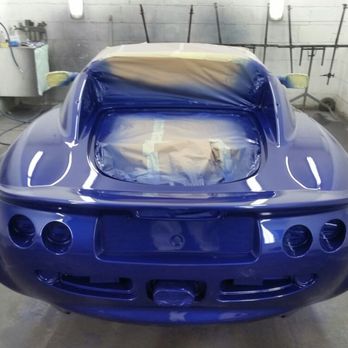 R S Coachworks - Body Shops Near Me - Leatherhead, SRY