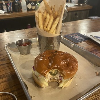 Heights 27 Bar and Grill - Crispy chicken sandwich - Pubs Near Me - Spring Lake, New Jersey Heights 27 Bar and Grill - Crispy chicken sandwich - Pubs Near Me - Spring Lake, New Jersey