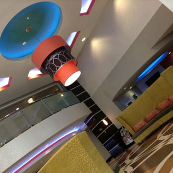 Holiday Inn Express & Suites Eureka - Modern lobby decor. - Hotels Near Me - Eureka, California Holiday Inn Express & Suites Eureka - Modern lobby decor. - Hotels Near Me - Eureka, California