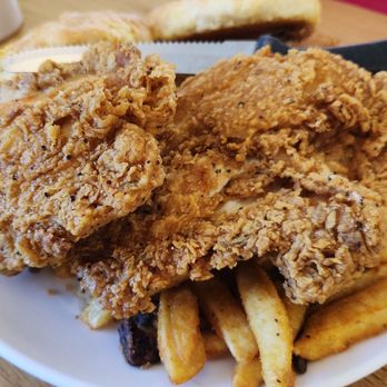 Ocean View Restaurant - Fried chicken and fries - Breakfast & Brunch Near Me - Kure Beach, North Carolina Ocean View Restaurant - Fried chicken and fries - Breakfast & Brunch Near Me - Kure Beach, North Carolina