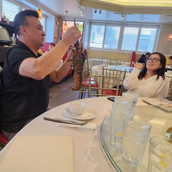 Henry's Cuisine - Asian Fusion Near Me - Alhambra, California