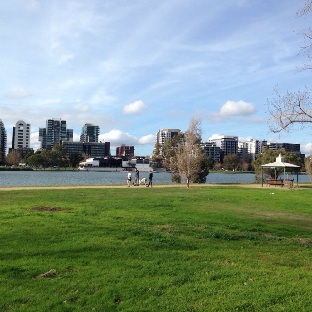 Albert Park - Lakes Near Me - Albert Park, VIC