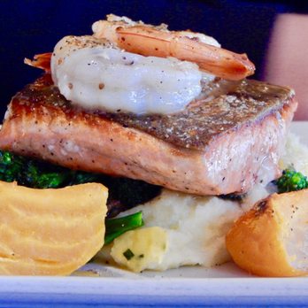 The Maple Leaf - Maple Leaf Signature dish: Wild Maple B.C. Salmon & Prawns - Canadian (New) Near Me - Banff, Alberta