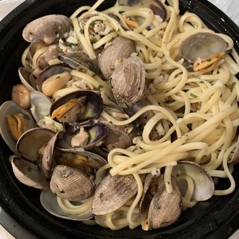 Gale's - Clams Linguini - Italian Near Me - Pasadena, California Gale's - Clams Linguini - Italian Near Me - Pasadena, California