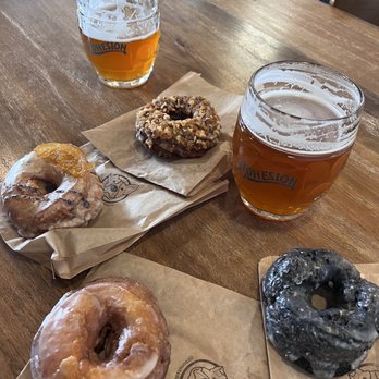 Cohesion Brewing - Cohesion Brewery with a @BonutsDonuts Saturday food feature - Breweries Near Me - Denver, Colorado
