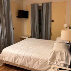 Hotel Residence La Luna nel Porto - Suite 311 - master bedroom - has private balcony