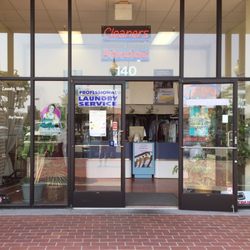 Lara's Cleaners & Alterations