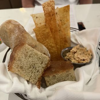 Tangerine Room - Complimentary bread basket - New American Near Me - Anaheim, California