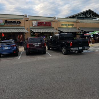 Cost Plus Nutrition - several cars parked in a parking lot - Health Markets Near Me - San Antonio, Texas Cost Plus Nutrition - several cars parked in a parking lot - Health Markets Near Me - San Antonio, Texas