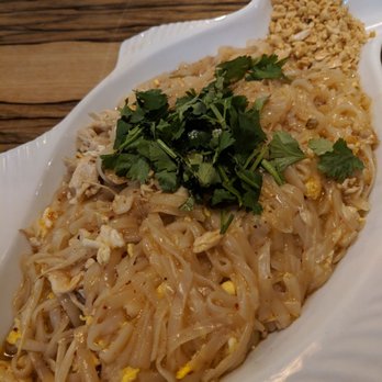 Red Rice Kitchen - Pad Thai with soggy noodles - Vietnamese Near Me - Gainesville, Florida Red Rice Kitchen - Pad Thai with soggy noodles - Vietnamese Near Me - Gainesville, Florida
