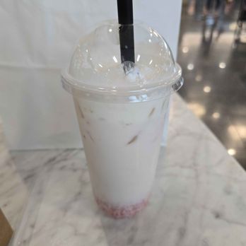 Warabimochi Kamakura - Strawberry Milk w/ Mochi - Desserts Near Me - Arcadia, California Warabimochi Kamakura - Strawberry Milk w/ Mochi - Desserts Near Me - Arcadia, California
