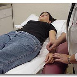 This is what a treatment with needles would look like. Linda uses sterile-one use needles.