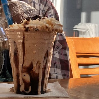 Gordon’s Milkshake Bar - Desserts Near Me - Indianapolis, Indiana