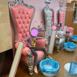 Elevation Beauty Salon - Kid friendly spa area for manicures and pedicures