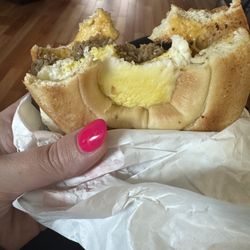 Dunkin' Donuts - Sausage egg & cheese bagel