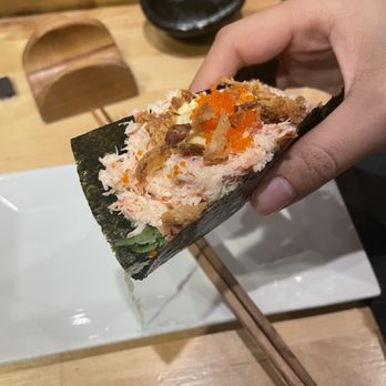 Sugo Hand Roll Bar - Sushi Bars Near Me - Seattle, Washington