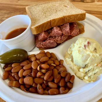 Bert's Bar-B-Q - The large sausage sandwich usually comes on a bun, but I like it on sliced bread. - Barbeque Near Me - Austin, Texas Bert's Bar-B-Q - The large sausage sandwich usually comes on a bun, but I like it on sliced bread. - Barbeque Near Me - Austin, Texas