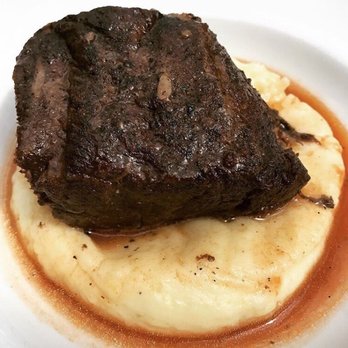 Bar Frites - Braised short rib over puréed potatoes. Mouthwatering. - French Near Me - Greenvale, New York