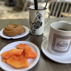Doña Blanca - Fruit and coffee