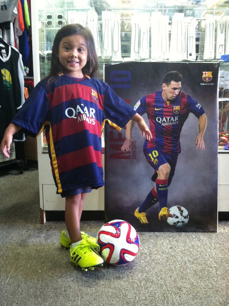 SOCCER LOCKER & SPORTS 40 Photos & 40 Reviews 737 Kapahulu Ave, Honolulu, HI Yelp