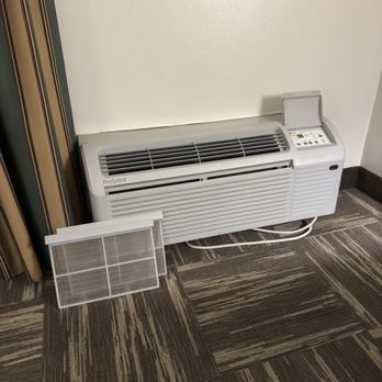 Clarion Inn Grand Junction Airport - had to pull the filters on the air conditioner as they were dirty. - Hotels Near Me - Grand Junction, Colorado Clarion Inn Grand Junction Airport - had to pull the filters on the air conditioner as they were dirty. - Hotels Near Me - Grand Junction, Colorado