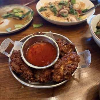 Lom Wong - Fried chicken - Thai Near Me - Phoenix, Arizona
