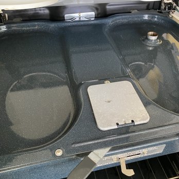 Helping Hand By Laura - Deep clean your stove - Home Cleaning Near Me