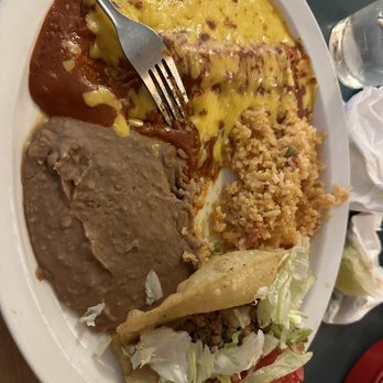 Piedras Negras De Noche - The Laredo Plate - Mexican Near Me - San Antonio, Texas Piedras Negras De Noche - The Laredo Plate - Mexican Near Me - San Antonio, Texas