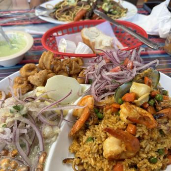 Pollos A La Brasa Los Andes - Peruvian Near Me - South Gate, California
