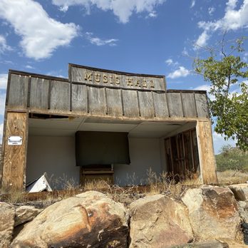 Hackberry General Store - Souvenir Shops Near Me - Hackberry, Arizona