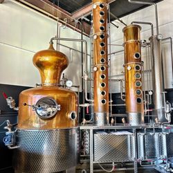 Hardshore Distilling Company