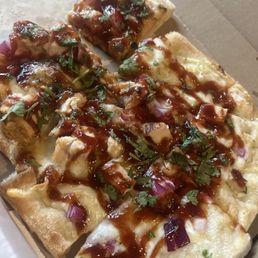Chicken bbq flatbread Chicken bbq flatbread