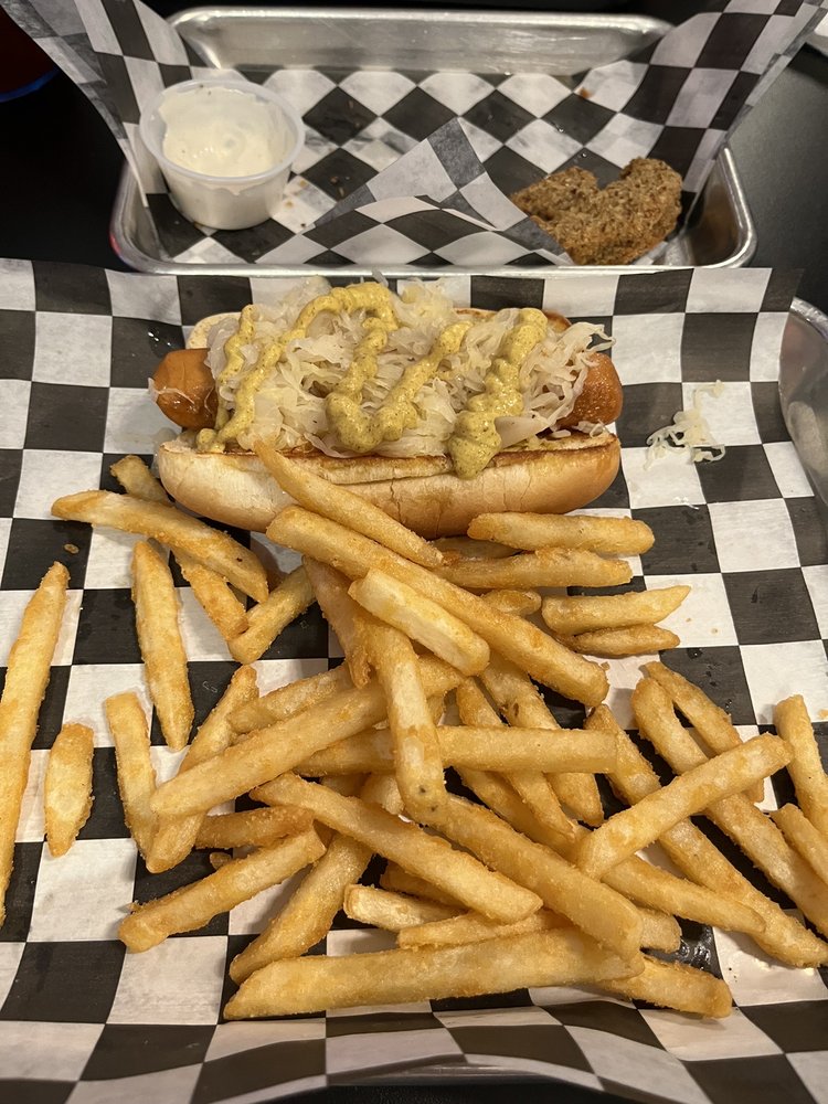 BURGER BAR 16 Photos 12 E Ferguson Ave, Wood River, Illinois