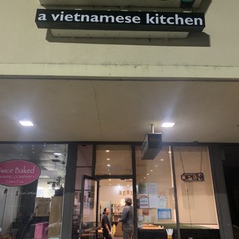 Benley Vietnamese Kitchen - The frontage of the spot. - Vietnamese Near Me - Long Beach, California