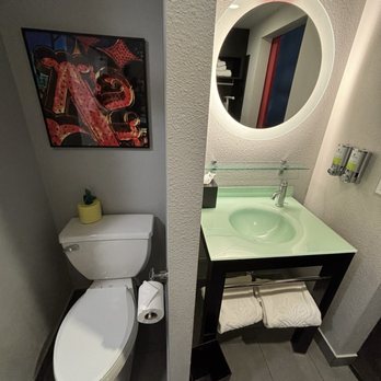 Staypineapple, Hotel FIVE, Downtown Seattle - Bathroom (note the pineapple toilet paper!). - Hotels Near Me - Seattle, Washington Staypineapple, Hotel FIVE, Downtown Seattle - Bathroom (note the pineapple toilet paper!). - Hotels Near Me - Seattle, Washington