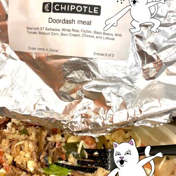 Chipotle Mexican Grill - I asked for black beans and extra meat, they gave pinto beans with little meat. - Fast Food Near Me - Jacksonville, Florida
