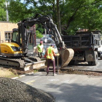 Engineered Septic & Sewer - This state-of-the-art backhoe was a pleasure to watch. - Plumbing Near Me - Essex, Connecticut