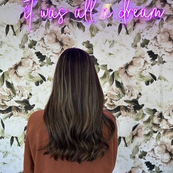Salon Lunas Headspa - Hair Salons Near Me - Newport Beach, California Salon Lunas Headspa - Hair Salons Near Me - Newport Beach, California