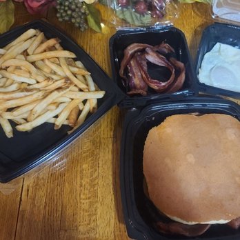 Black Bear Diner Gilbert - American Near Me - Gilbert, Arizona