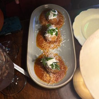 Oscar Wilde - Truffles Arancini & Mozzarella - Cocktail Bars Near Me - New York, New York Oscar Wilde - Truffles Arancini & Mozzarella - Cocktail Bars Near Me - New York, New York