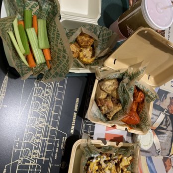 Wingstop - Chicken Wings Near Me - Vista, California