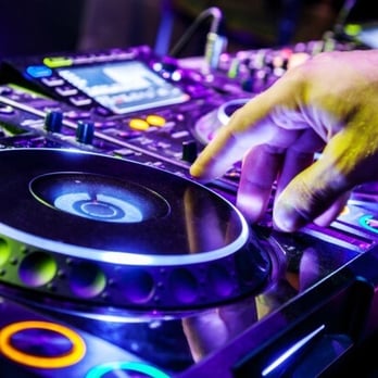 Rossi Entertainment - DJs Near Me Rossi Entertainment - DJs Near Me