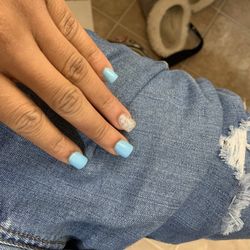 California Nail Salon