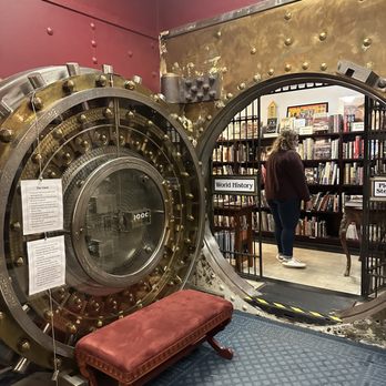 Belleville Books - Bookstores Near Me - Belleville, Illinois Belleville Books - Bookstores Near Me - Belleville, Illinois
