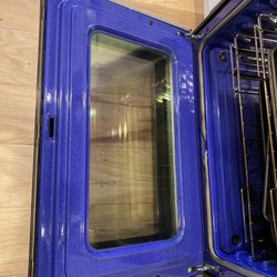 American Eagle Cleaning - OVEN DOOR AFTER CLEANING