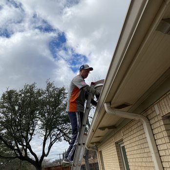 Hartmann Window Cleaning - Gutter Cleaning in Weatherford - Window Washing Near Me - Weatherford, Texas Hartmann Window Cleaning - Gutter Cleaning in Weatherford - Window Washing Near Me - Weatherford, Texas
